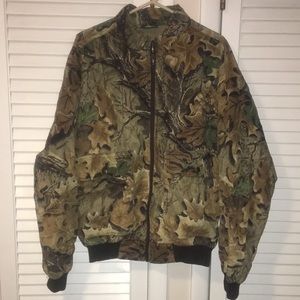 Cabela’s Advantage Realtree Camo Jacket